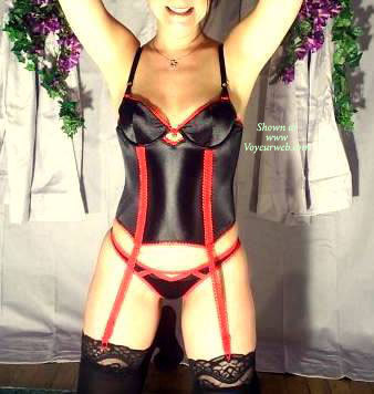 Pic #1Carrie In Garters