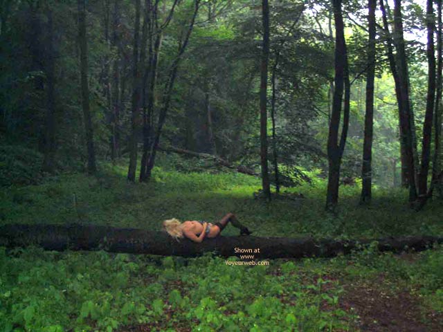 Pic #1Nina Nackt Unter Bauemen 2