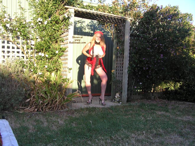 Pic #1Outdoors