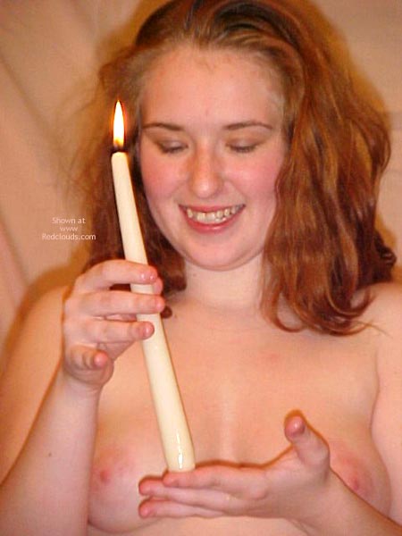 Pic #1Lia Dripping Hot Wax