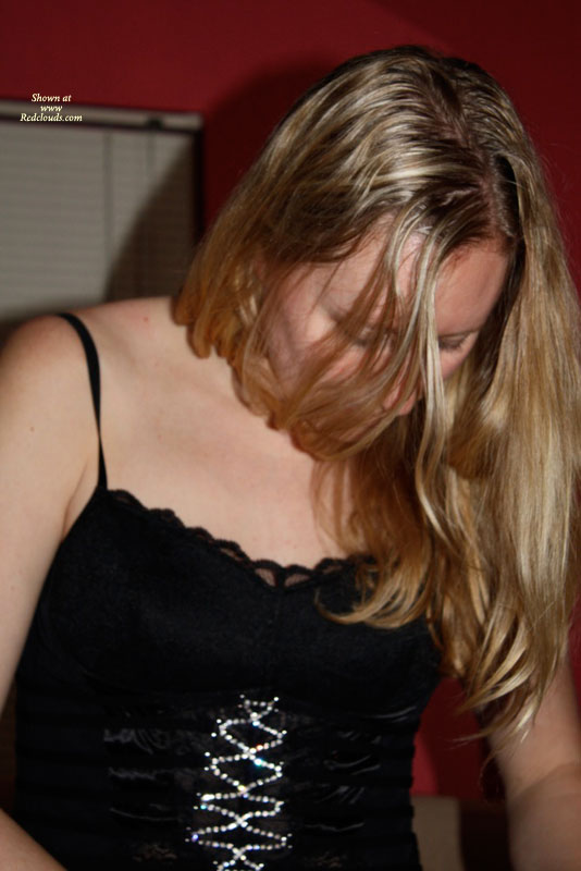 Pic #1Pdx_cpl ... Lost Bet = First Contri