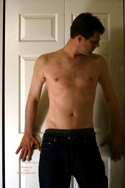 Pic #1M* Sorry I Lied Don'T Look