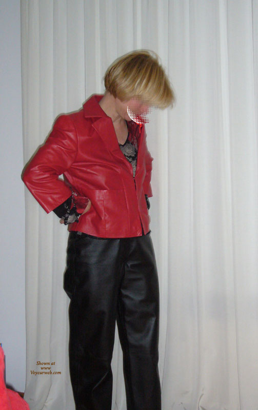 Pic #1Dutch Girl