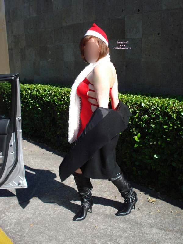 Pic #1The Queen - Mrs.sexy Santa5