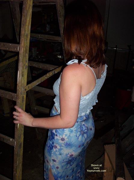 Pic #1Myssa Changes A Lightbulb