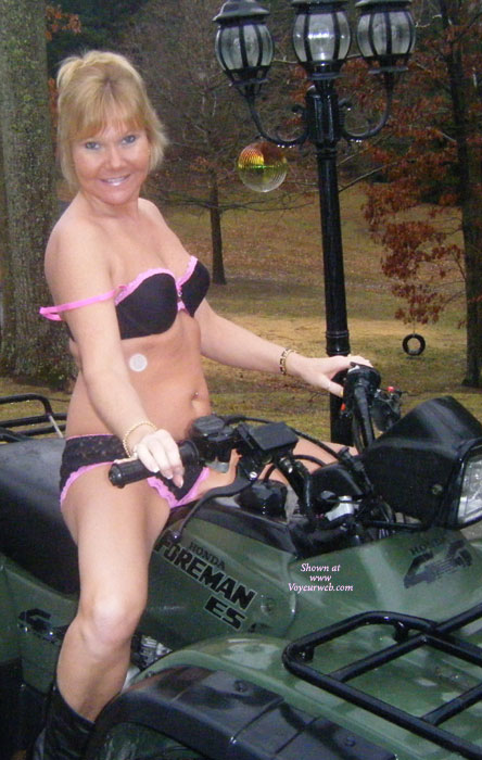 Pic #1Who Wants To Take A Ride With Me ?