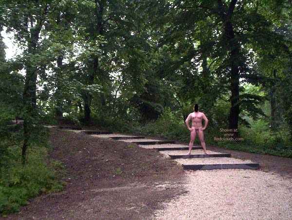 Pic #1M* A Poil Dans La Rue