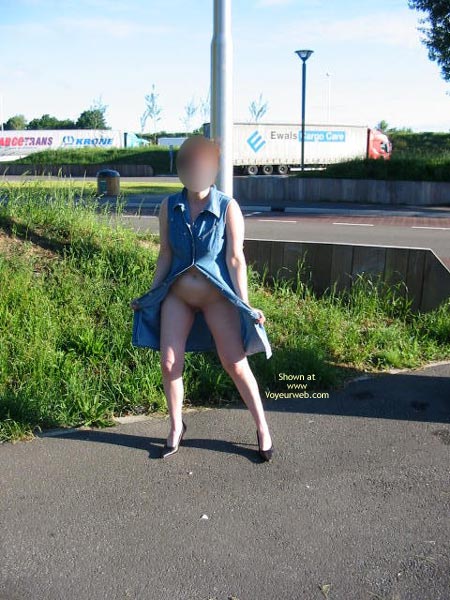 Pic #1Wetpinky On Tour