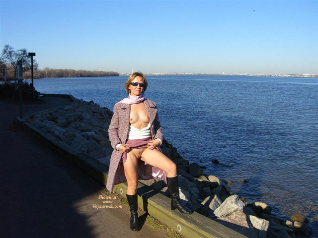 Pic #1 G's Riverside Walk