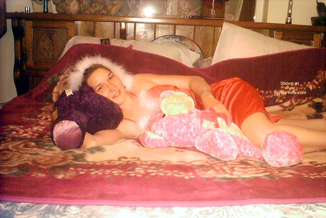 Pic #1Ex Gf Horny On Bed 1st Set