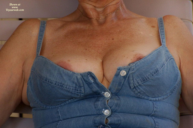 Pic #1 Outdoor Wife