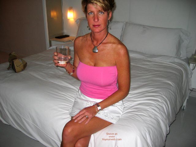 Pic #1New Comer Milf  Suzy Q