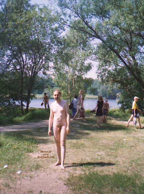 Pic #1M* Public Nude