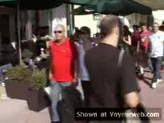 Pic #1Arties Pussy On Show In Miami