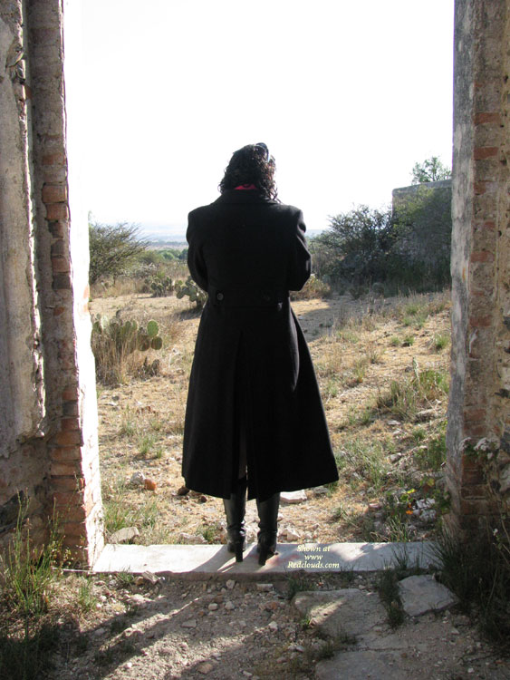 Pic #1Falis En Las Ruinas