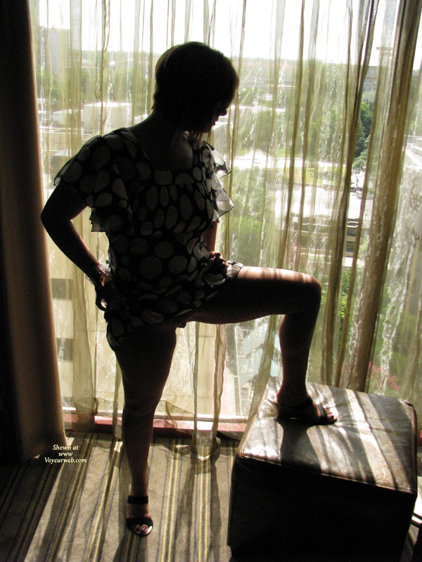 Pic #1Sexy Mum - In The Shadows