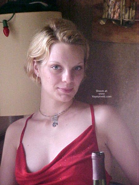 Pic #1Skyy Lady In Red